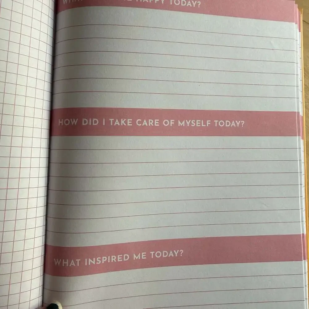 Guided Gratitude Journal 60 Sheets 6x8 Inches
